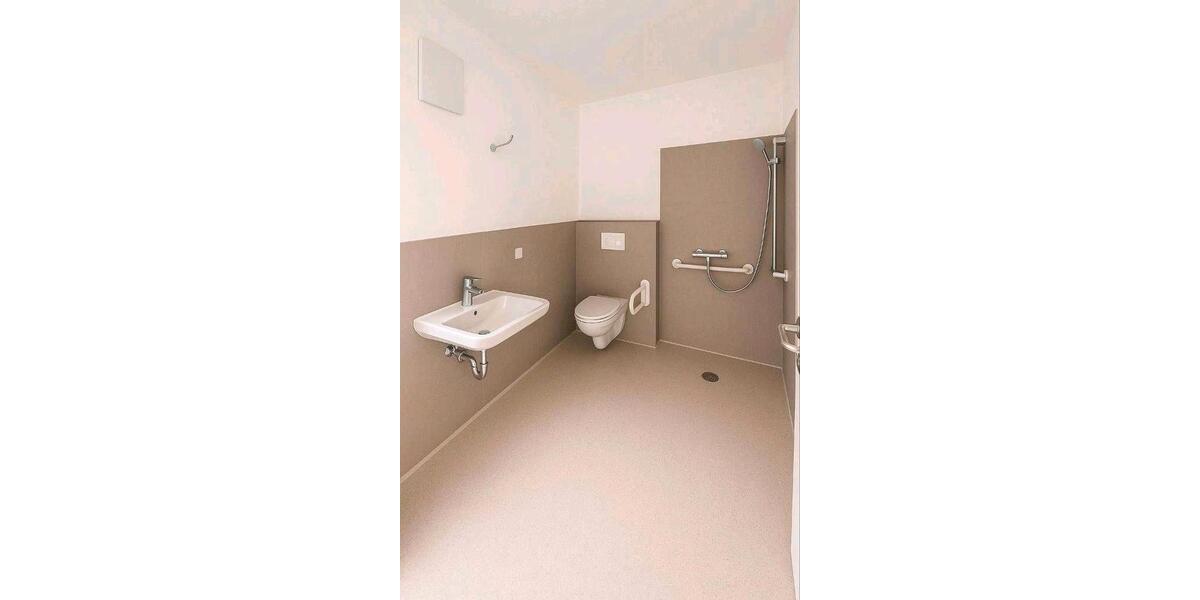 Etagenwohnung Beeskow - 2 Zimmer, 51 m&sup2;, 816&euro; | Angebot:26045426