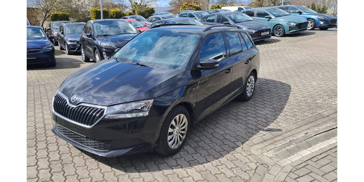Skoda Fabia 121.200 km 10.599 &euro; Vierlinden OT Diedersdorf 15306
