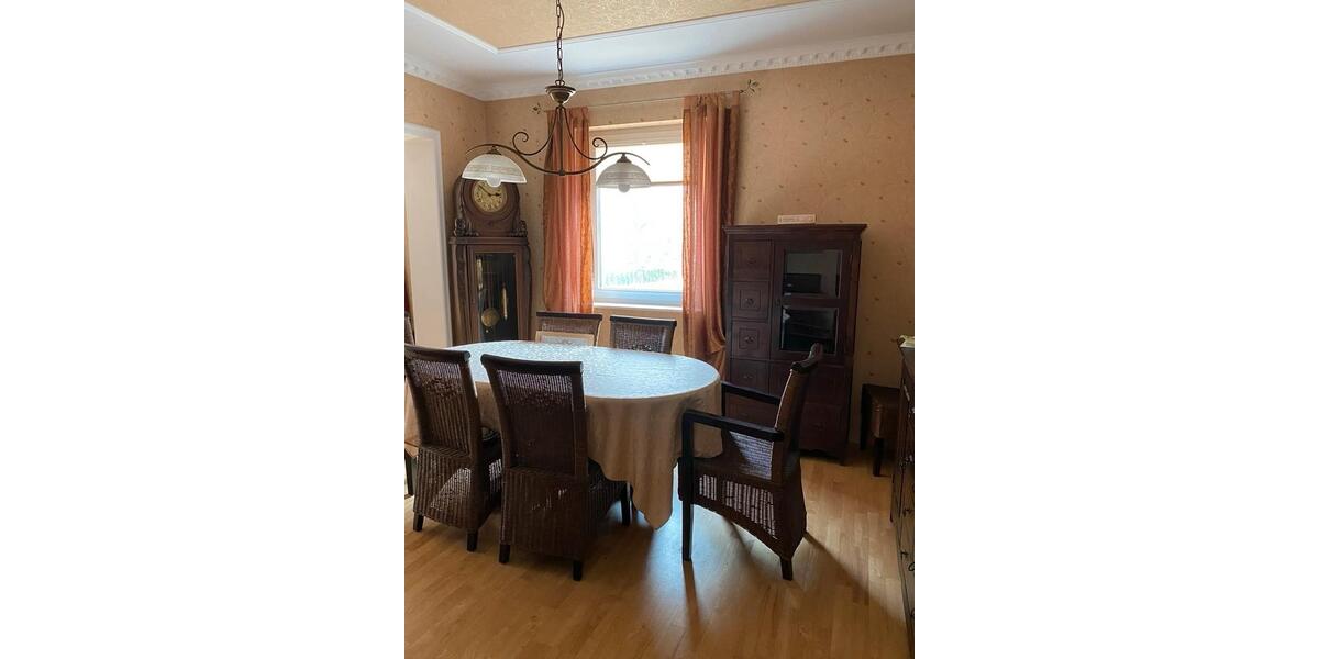 Etagenwohnung Frankfurt (Oder) - 3 Zimmer, 150 m&sup2;, 1.200&euro; | Angebot:26670050