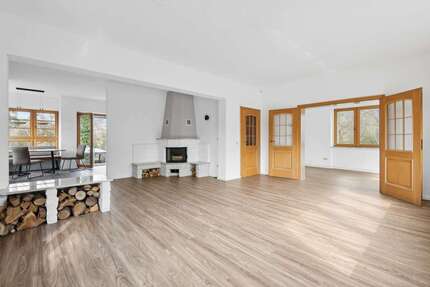 Haus Frankfurt (Oder) - 6 Zimmer, 193 m&sup2;, 395.000&euro; | Angebot:25935283