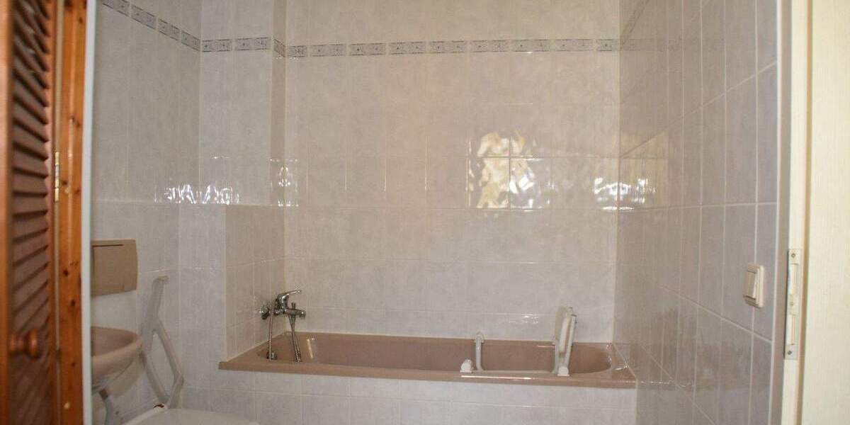 Mehrfamilienhaus, Wohnhaus Lindendorf OT Libbenichen Libbenichen - 7 Zimmer, 220 m&sup2;, 275.000&euro; | Angebot:25670659