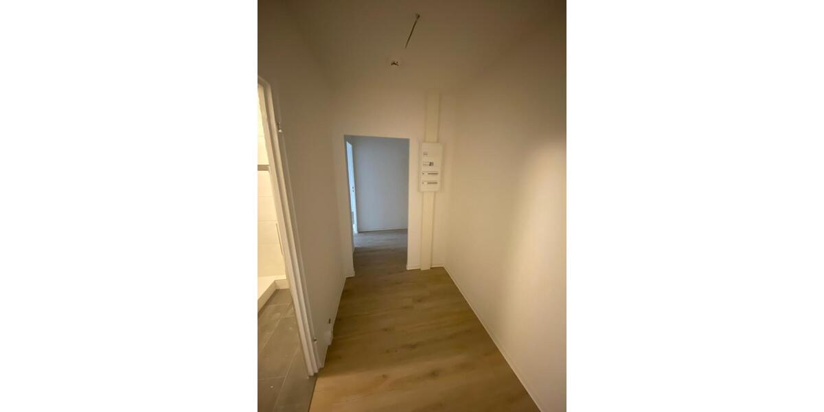 Etagenwohnung Eisenhüttenstadt - 2.5 Zimmer, 55 m&sup2;, 635&euro; | Angebot:26617746