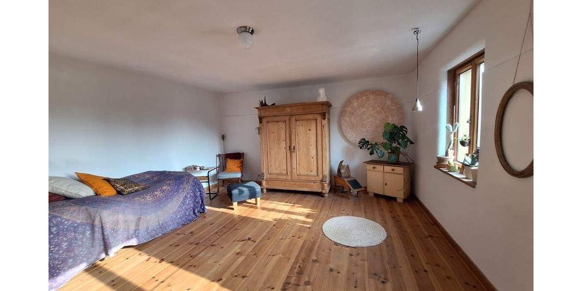 Einfamilienhaus Beeskow - 4 Zimmer, 150 m&sup2;, 249.000&euro; | Angebot:25862357