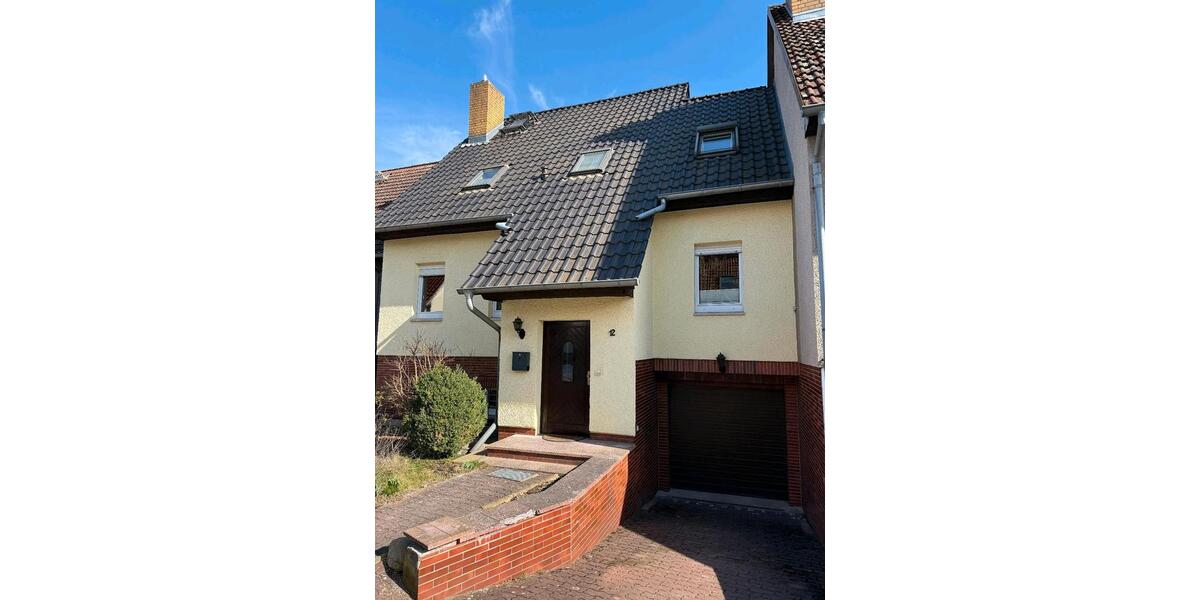 Reihenhaus Eisenhüttenstadt - 6 Zimmer, 161 m&sup2;, 339.000&euro; | Angebot:25965004