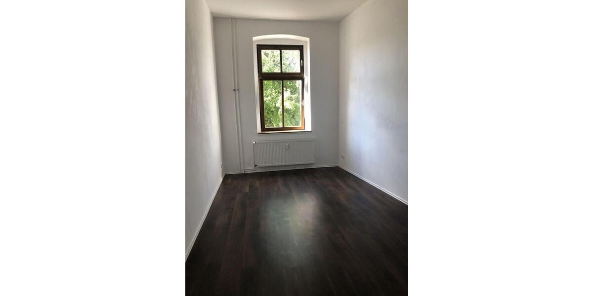 Etagenwohnung Frankfurt (Oder) Beresinchen - 4 Zimmer, 105 m&sup2;, 785&euro; | Angebot:24848157