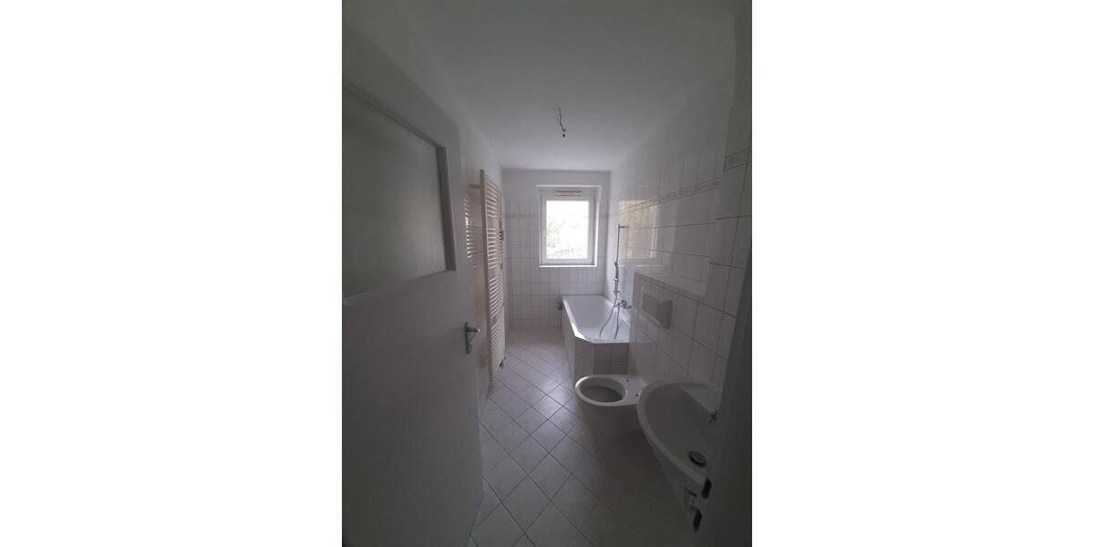 Etagenwohnung Frankfurt (Oder) - 2 Zimmer, 50 m&sup2;, 340&euro; | Angebot:26235653