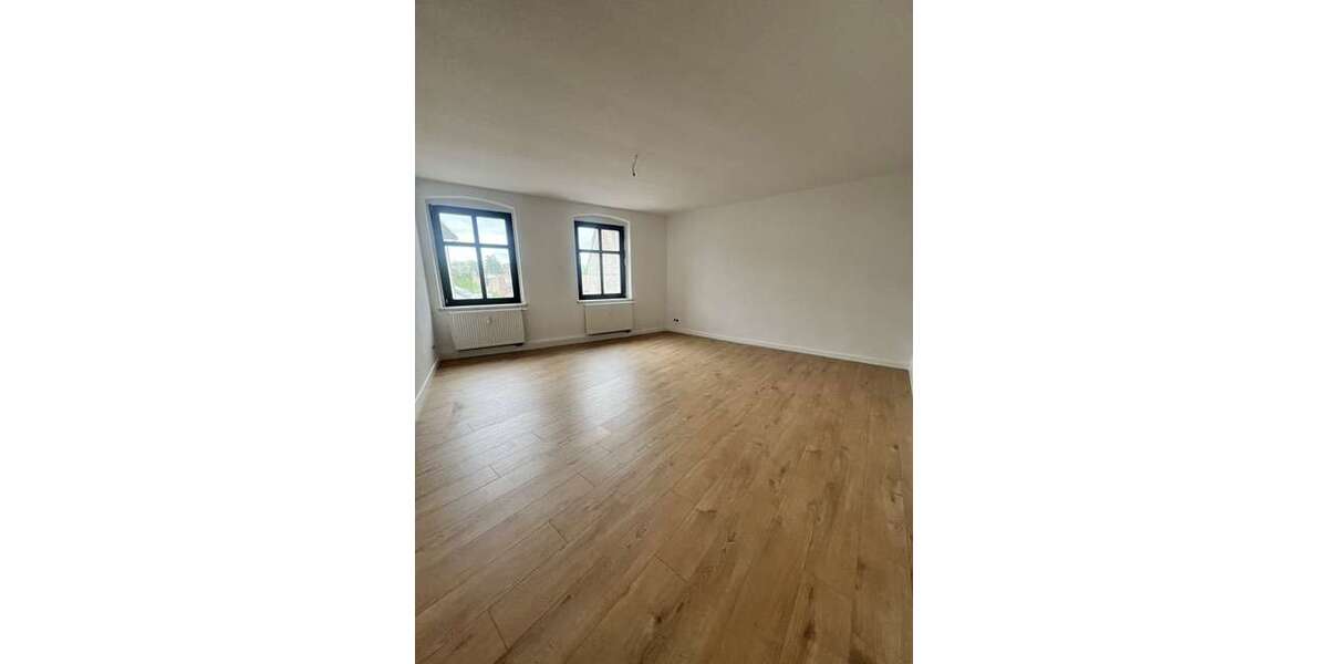 Etagenwohnung Frankfurt Oder - 5 Zimmer, 125 m&sup2;, 1.000&euro; | Angebot:26552672