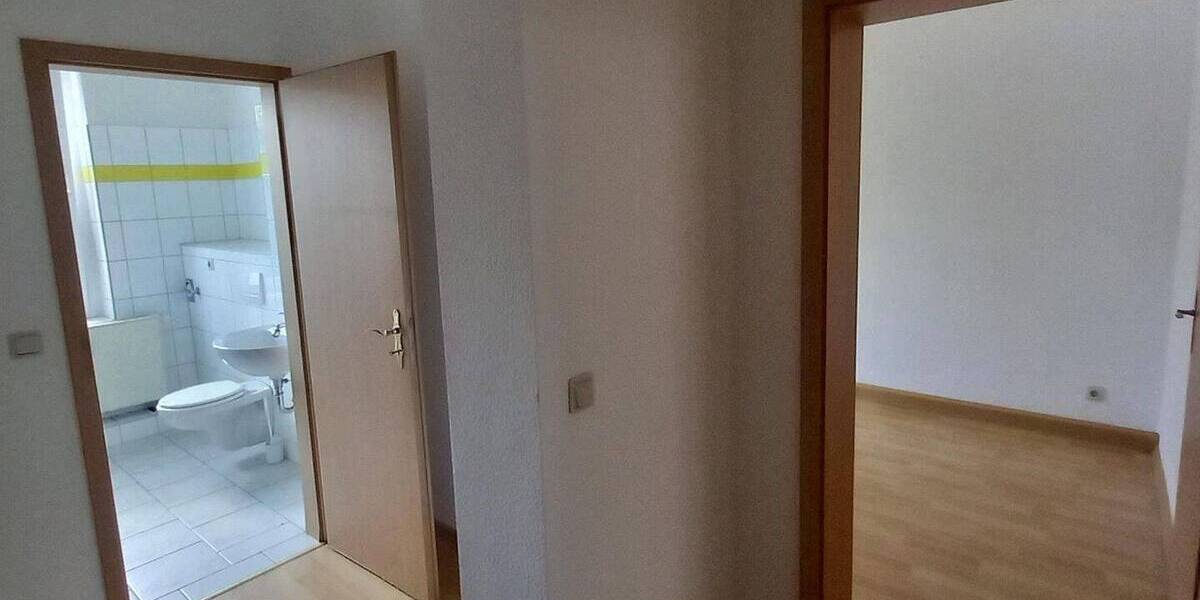 Etagenwohnung Frankfurt (Oder) Frankfurt - 2 Zimmer, 47 m&sup2;, 352&euro; | Angebot:26805035