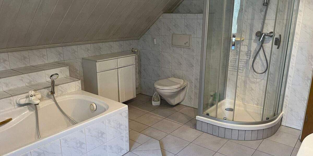 Mehrfamilienhaus, Wohnhaus Siehdichum Rießen - 7 Zimmer, 310.000&euro; | Angebot:25876997