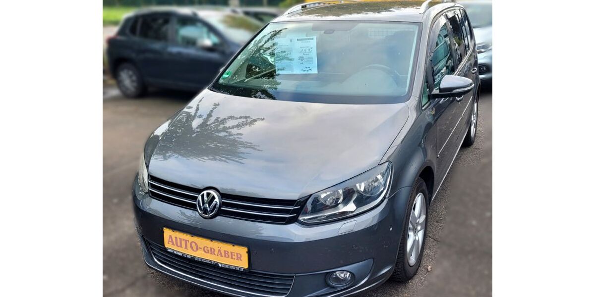 VW Touran 125.696 km 10.990 &euro; Frankfurt (Oder) 15234