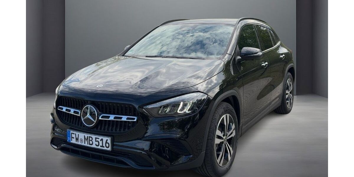 Mercedes-Benz GLA 180 6.000 km 41.670 &euro; Frankfurt (Oder) 15234