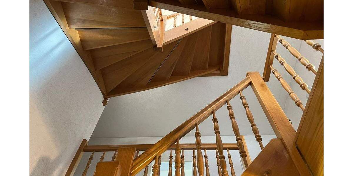 Einfamilienhaus Lawitz - 9 Zimmer, 303 m&sup2;, 365.000&euro; | Angebot:25834746