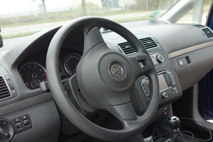 VW Touran 175.500 km 5.200 &euro; Frankfurt (Oder) 15234