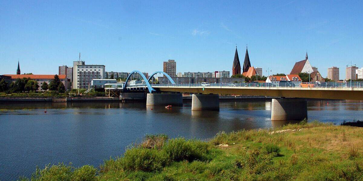 Etagenwohnung Frankfurt (Oder) Frankfurt - 2 Zimmer, 70 m&sup2;, 700&euro; | Angebot:26291453