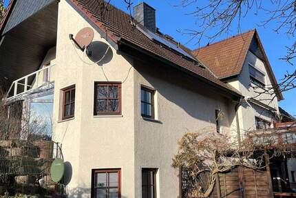 Haus Lawitz - 9 Zimmer, 303 m&sup2;, 365.000&euro; | Angebot:25834746