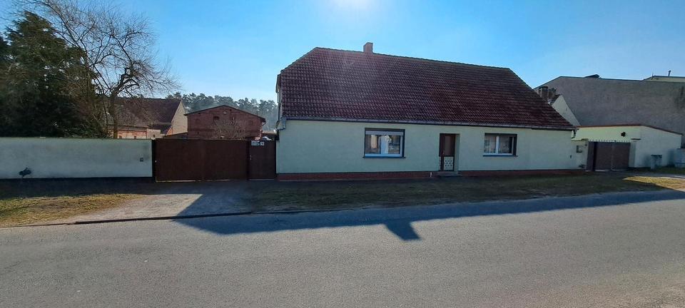 Doppelhaushälfte Seelow - 4 Zimmer, 130 m&sup2;, 130.000&euro; | Angebot:25377486