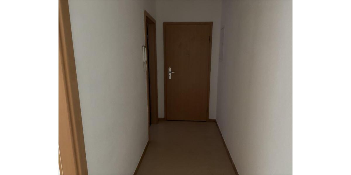 Etagenwohnung Frankfurt (Oder) - 2 Zimmer, 47 m&sup2;, 366&euro; | Angebot:25959224