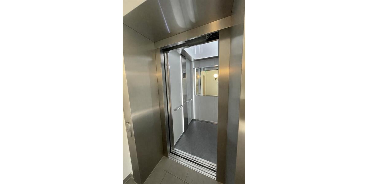 Etagenwohnung Frankfurt (Oder) - 2 Zimmer, 58 m&sup2;, 787&euro; | Angebot:26033721