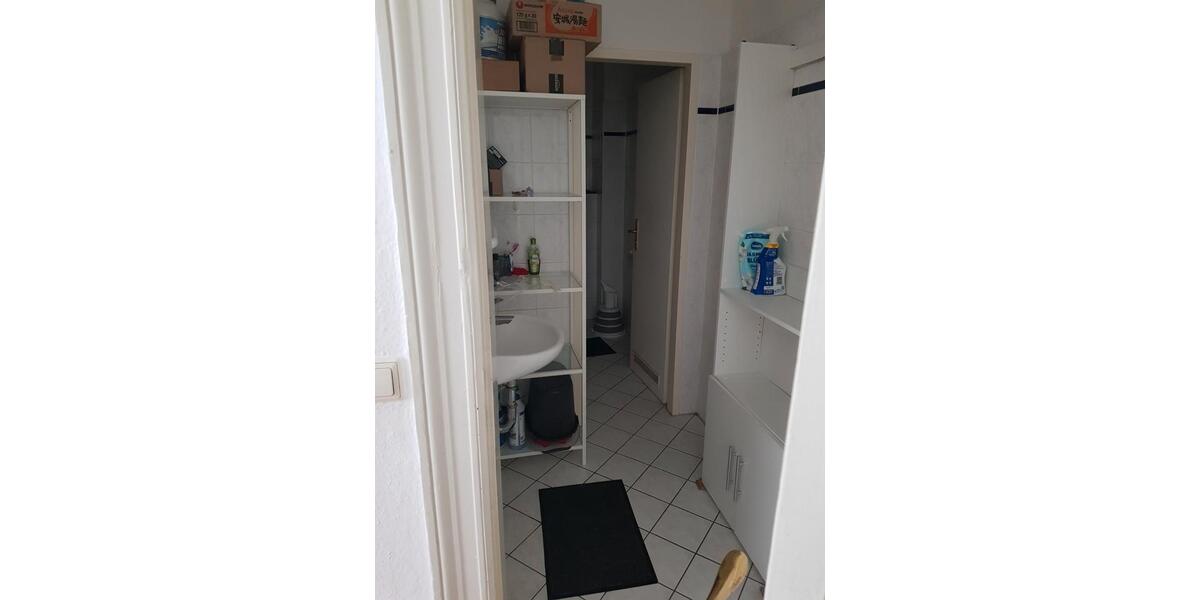 Etagenwohnung Frankfurt (Oder) - 1.5 Zimmer, 44 m&sup2;, 300&euro; | Angebot:26686518
