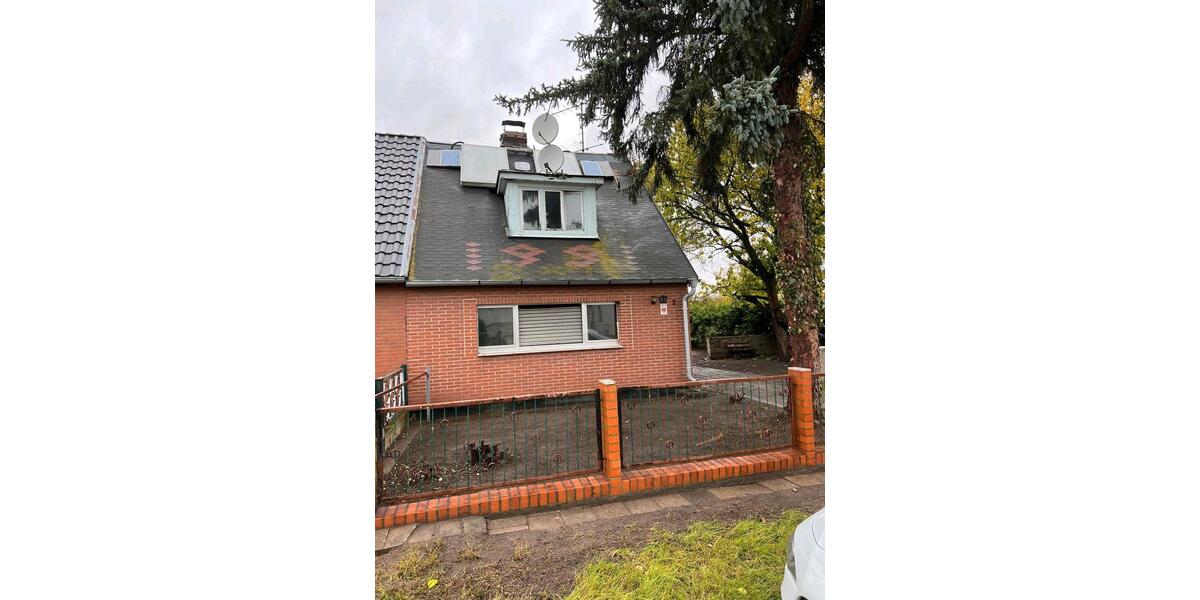 Doppelhaushälfte Frankfurt (Oder) Booßen - 3 Zimmer, 120 m&sup2;, 135.000&euro; | Angebot:25922320