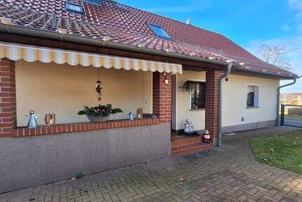 Haus Eisenhüttenstadt / Fünfeichen Eisenhüttenstadt - 5 Zimmer, 135 m&sup2;, 260.500&euro; | Angebot:25663585