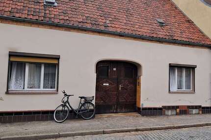 Haus Eisenhüttenstadt - 4 Zimmer, 85 m&sup2;, 65.000&euro; | Angebot:27308911