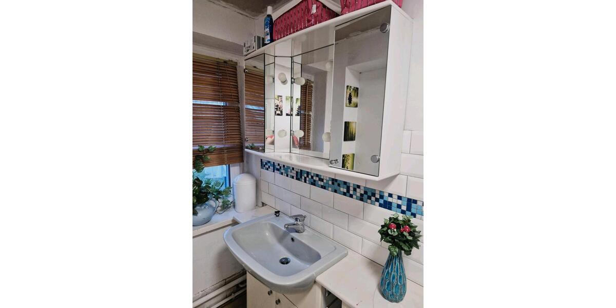 Mehrfamilienhaus, Wohnhaus Küstriner Vorland - 8 Zimmer, 280 m&sup2;, 230.000&euro; | Angebot:25978983