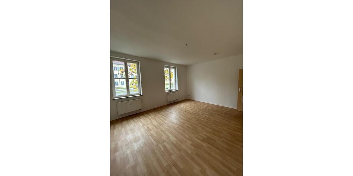 Erdgeschoßwohnung Eisenhüttenstadt - 3 Zimmer, 67 m&sup2;, 470&euro; | Angebot:24793594