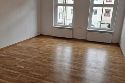 Wohnung Seelow - 3 Zimmer, 106 m&sup2;, 954&euro; | Angebot:25719384