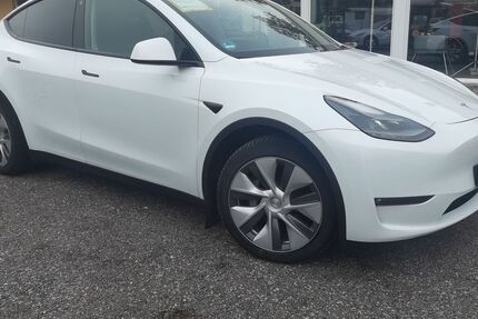 Tesla Model Y 64.500 km 34.950 &euro; Frankfurt (Oder) 15234