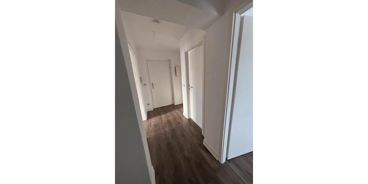Etagenwohnung Eisenhüttenstadt - 2 Zimmer, 60 m&sup2;, 452&euro; | Angebot:24599158