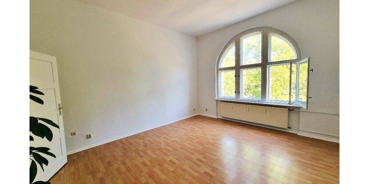 Etagenwohnung Frankfurt (Oder) Frankfurt - 2 Zimmer, 67 m&sup2;, 539&euro; | Angebot:26886026