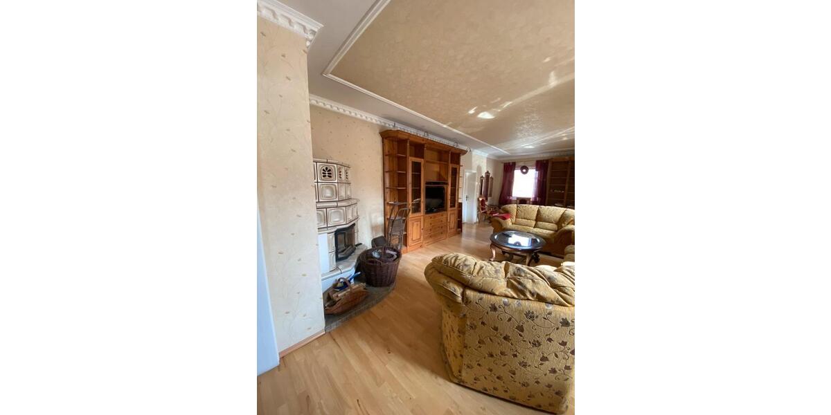 Etagenwohnung Frankfurt (Oder) - 3 Zimmer, 150 m&sup2;, 1.200&euro; | Angebot:26670050