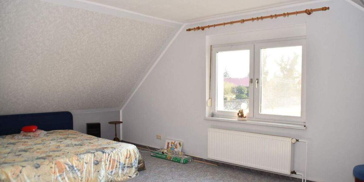 Mehrfamilienhaus, Wohnhaus Lindendorf OT Libbenichen Libbenichen - 7 Zimmer, 220 m&sup2;, 275.000&euro; | Angebot:25670659