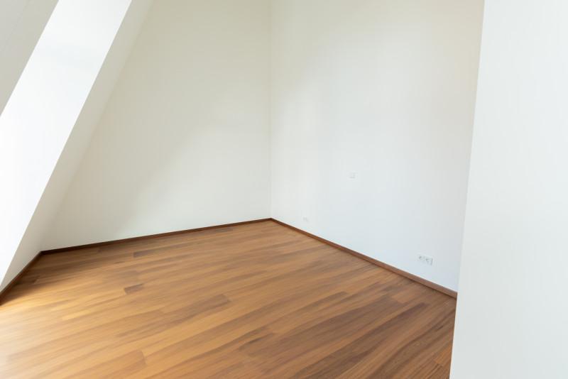 Etagenwohnung Frankfurt (Oder) - 2 Zimmer, 110 m&sup2;, 1.425&euro; | Angebot:24795054