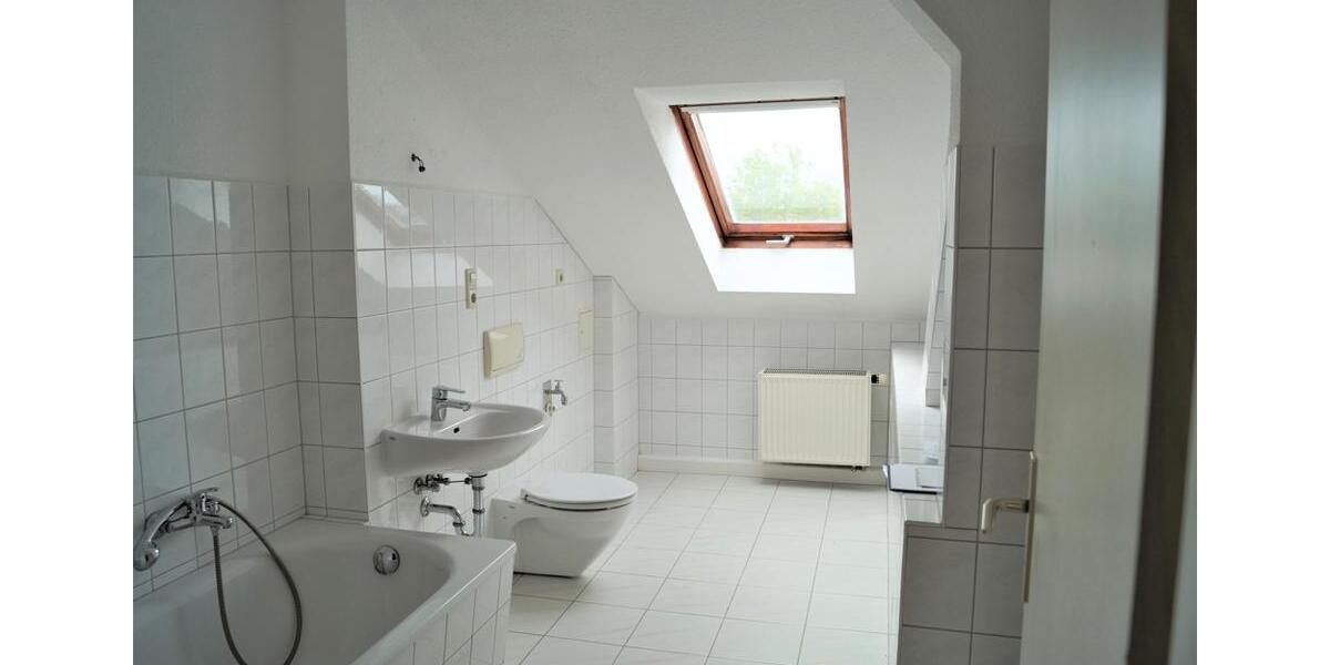 Dachgeschoßwohnung Frankfurt (Oder) Beresinchen - 2 Zimmer, 65 m&sup2;, 409&euro; | Angebot:25541085