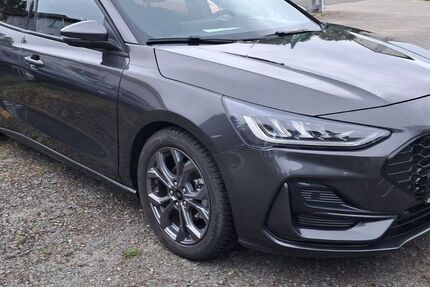 Ford Focus 14.300 km 19.399 &euro; Vierlinden OT Diedersdorf 15306