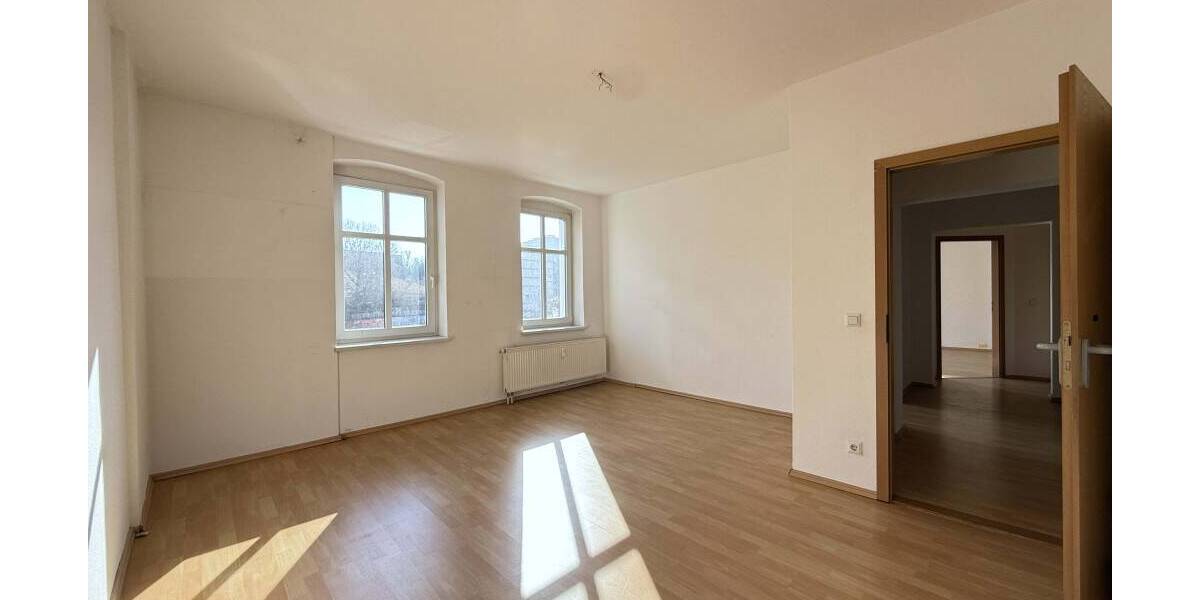 Etagenwohnung Frankfurt (Oder) Frankfurt - 4 Zimmer, 93 m&sup2;, 700&euro; | Angebot:26187948