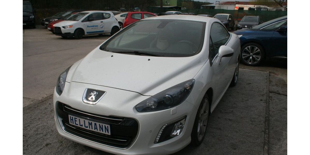 Peugeot 308 76.000 km 8.999 &euro; Rietz Neuendorf OT Alt Golm 15848