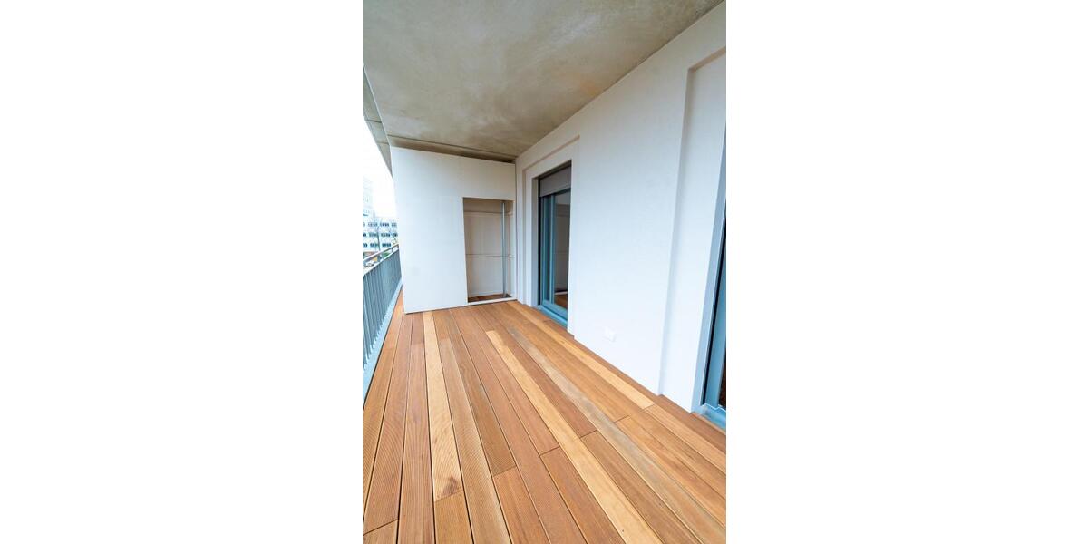 Etagenwohnung Frankfurt (Oder) - 2 Zimmer, 77 m&sup2;, 1.077&euro; | Angebot:25323143