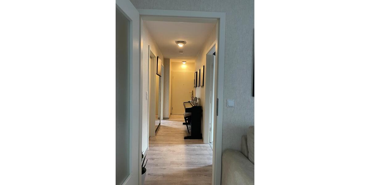 Dachgeschoßwohnung Frankfurt (Oder) - 3 Zimmer, 61 m&sup2;, 750&euro; | Angebot:25649663