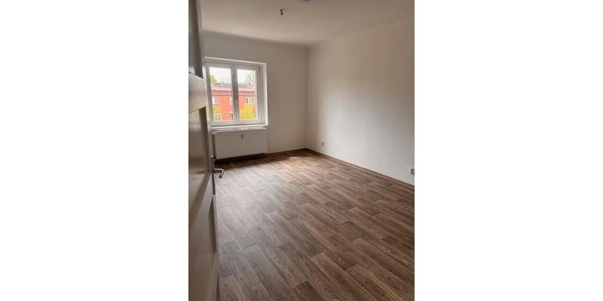 Etagenwohnung Frankfurt (Oder) Booßen - 3 Zimmer, 73 m&sup2;, 550&euro; | Angebot:26441168