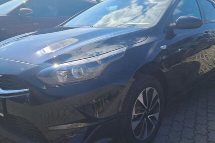 Kia ceed / Ceed 10.300 km 18.999 &euro; Vierlinden OT Diedersdorf 15306