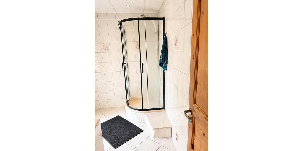Reihenhaus Eisenhüttenstadt - 5 Zimmer, 170 m&sup2;, 295.000&euro; | Angebot:26896554
