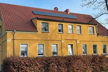 Wohnung Küstriner Vorland - 2.5 Zimmer, 65 m&sup2;, 425&euro; | Angebot:26044575