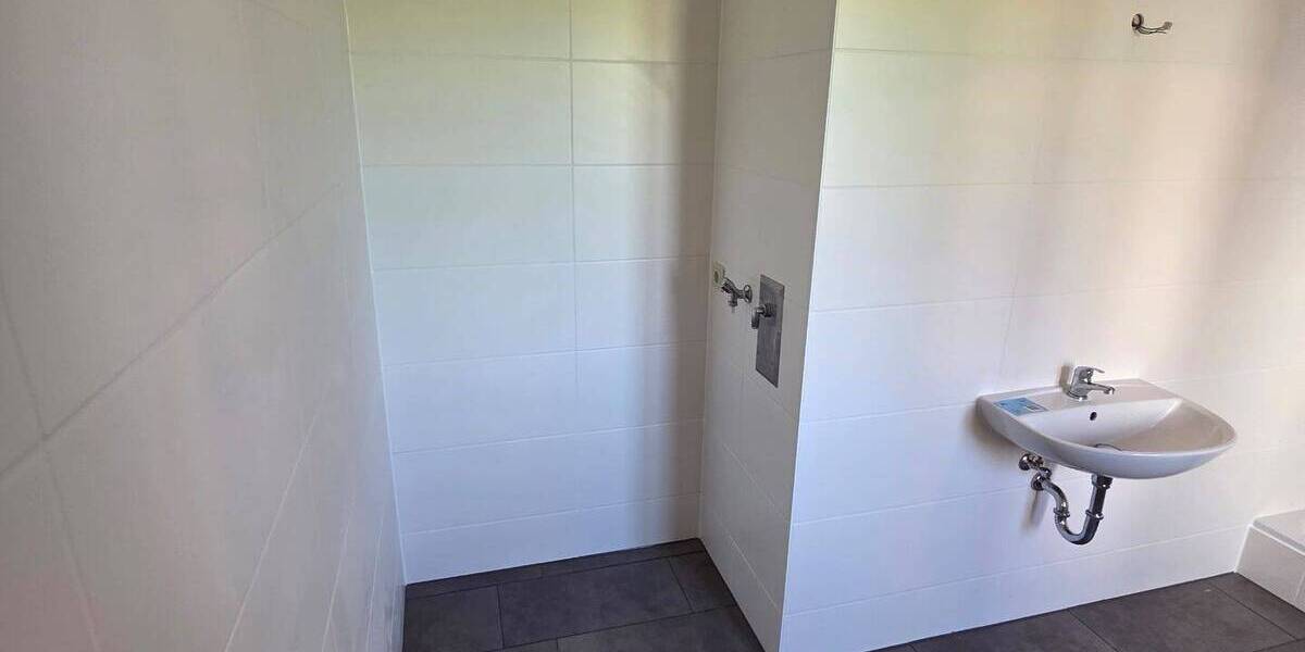 Etagenwohnung Frankfurt (Oder) Frankfurt - 4 Zimmer, 133 m&sup2;, 1.150&euro; | Angebot:26806603