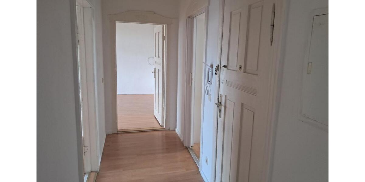 Etagenwohnung Eisenhüttenstadt - 3 Zimmer, 75 m&sup2;, 525&euro; | Angebot:23721570