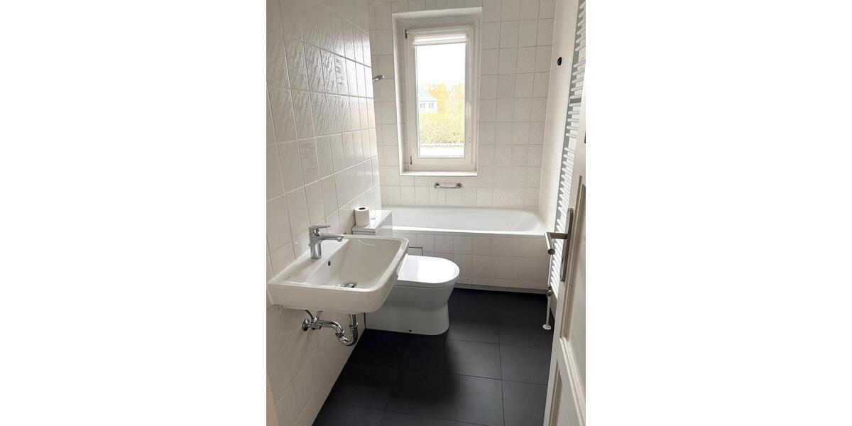 Etagenwohnung Frankfurt (Oder) Booßen - 3 Zimmer, 79 m&sup2;, 690&euro; | Angebot:26522958