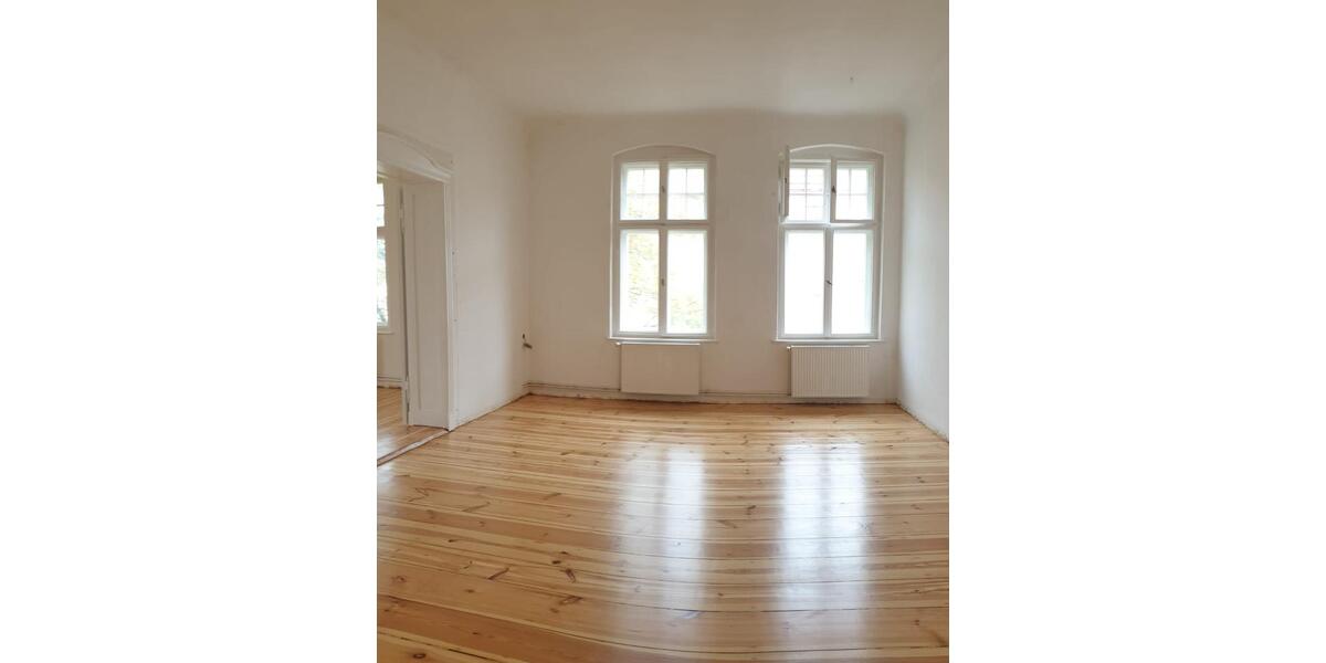 Etagenwohnung Frankfurt (Oder) - 5 Zimmer, 135 m&sup2;, 784&euro; | Angebot:26048975
