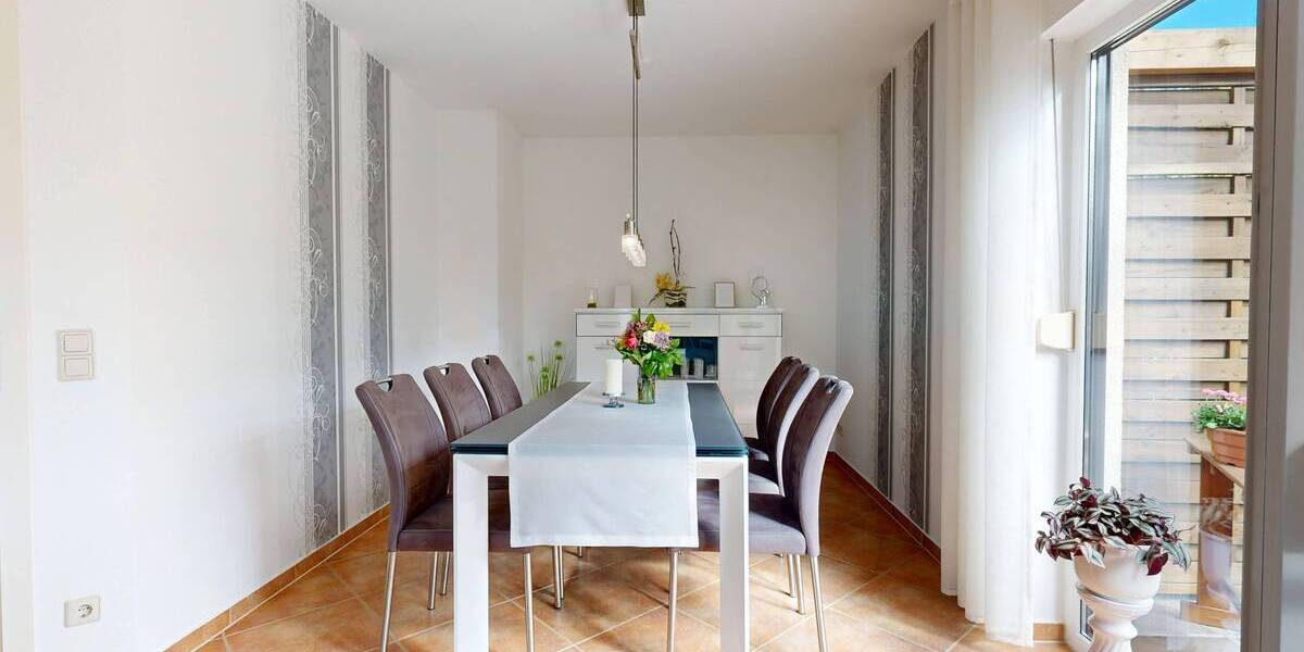 Mehrfamilienhaus, Wohnhaus Briesen (Mark) Biegen - 4 Zimmer, 118 m&sup2;, 299.000&euro; | Angebot:25737699